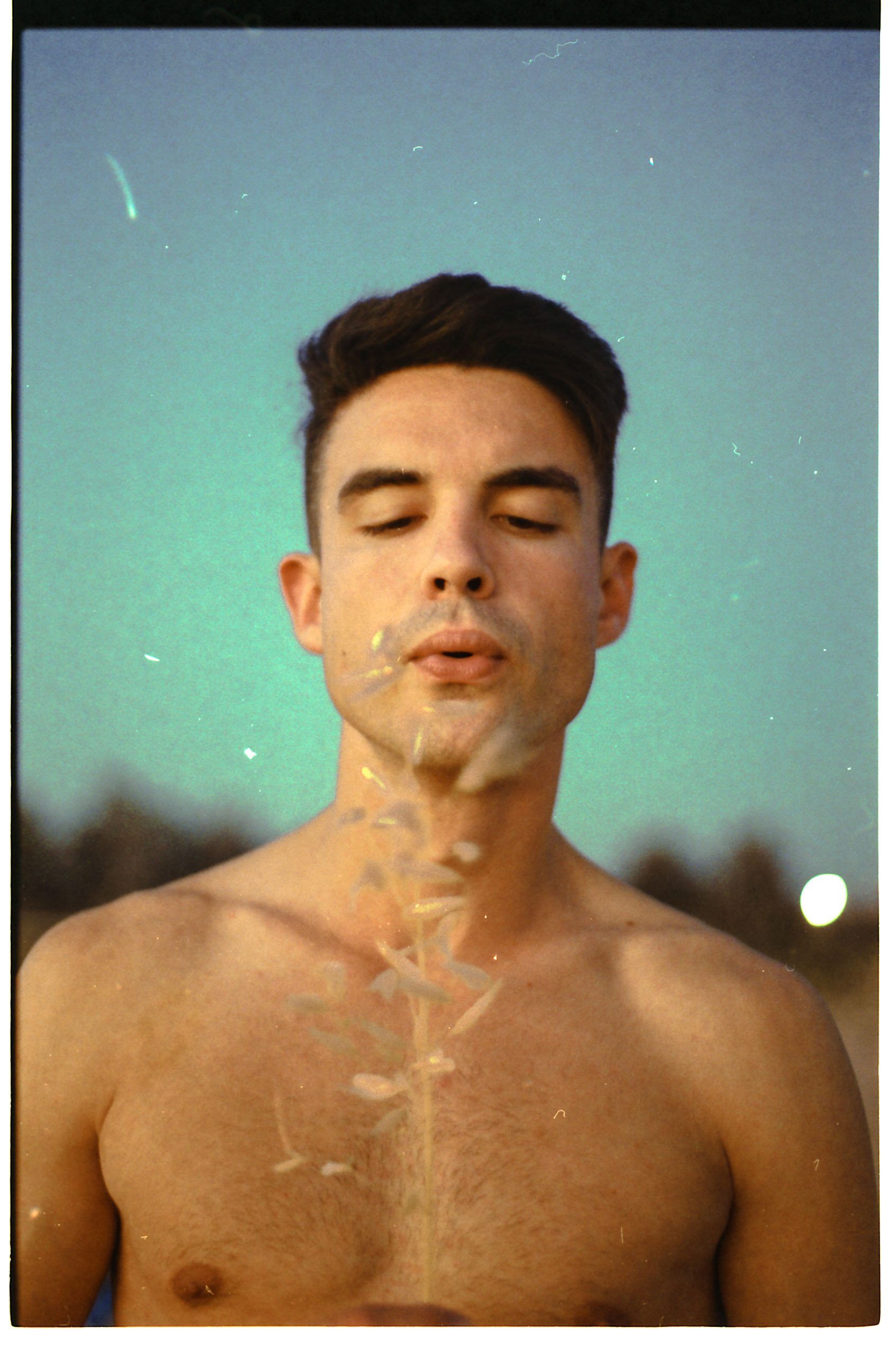 35 fujifilm c200 nikon fm2 juli galvez agosto 2021_20220203_0033